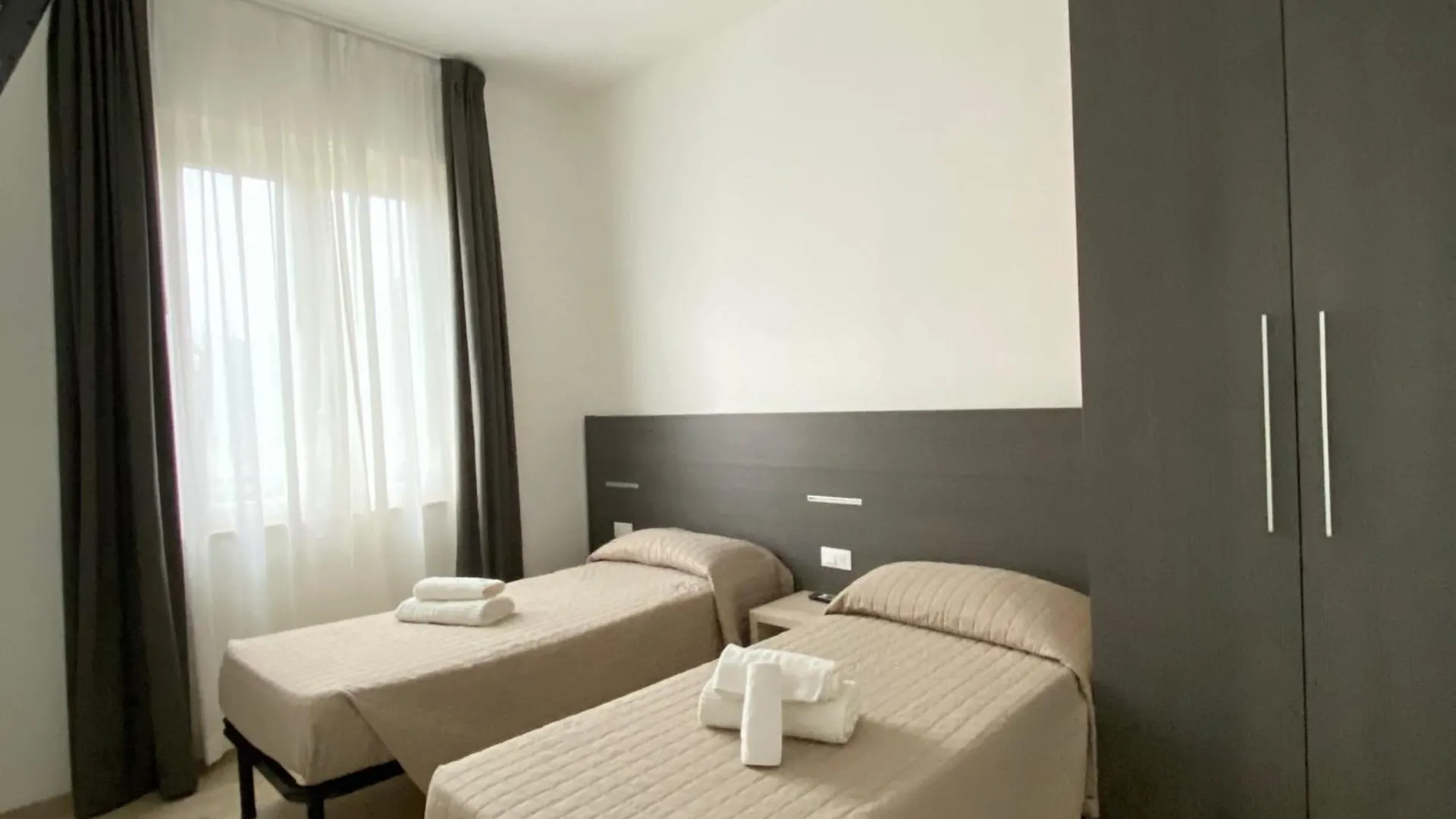 רימיני Hotel Bed And Book