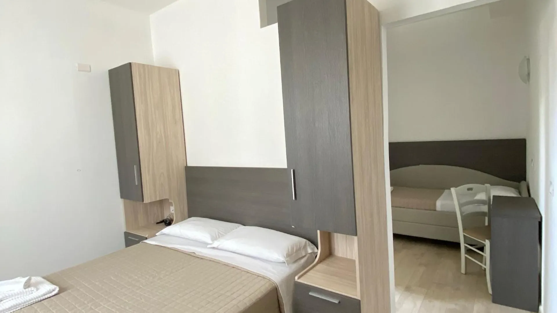 רימיני Hotel Bed And Book